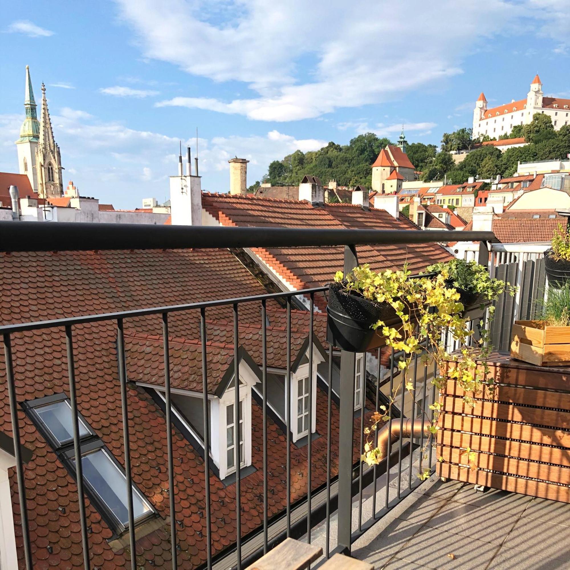 Apartments Bastova, Stela & Mia Apartments Bratislava Eksteriør bilde
